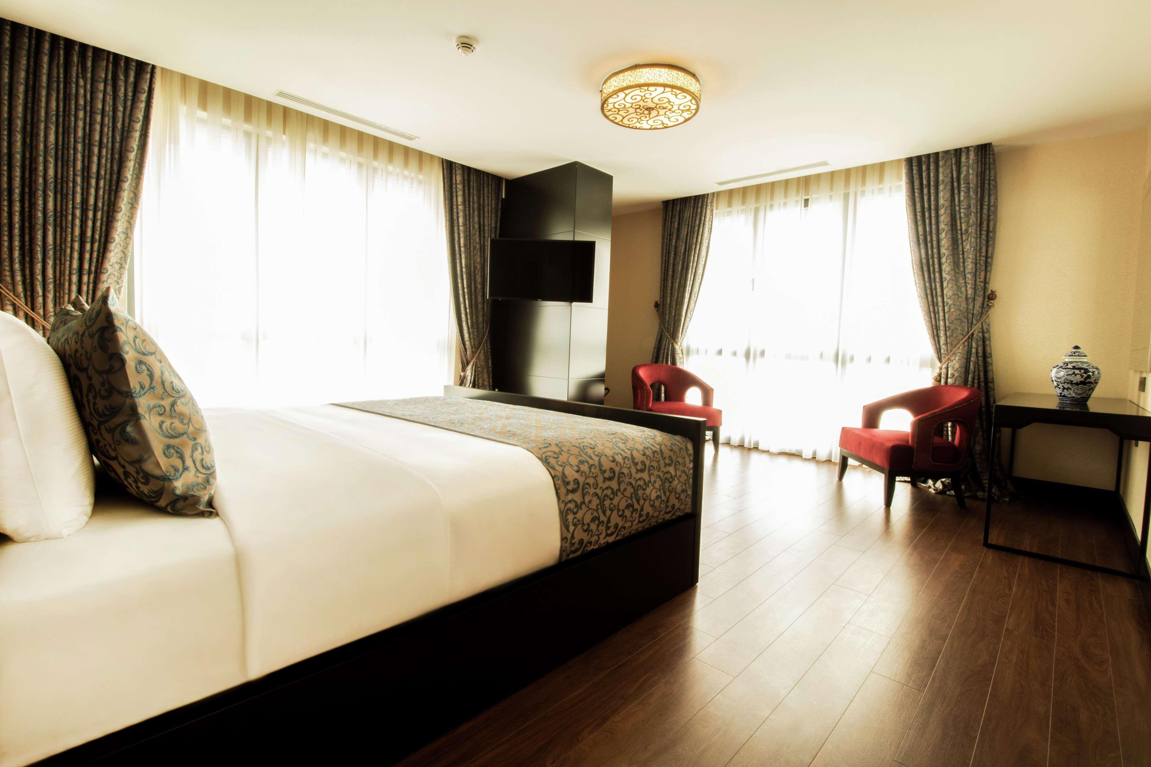 Hilton Garden Inn Yalova Экстерьер фото