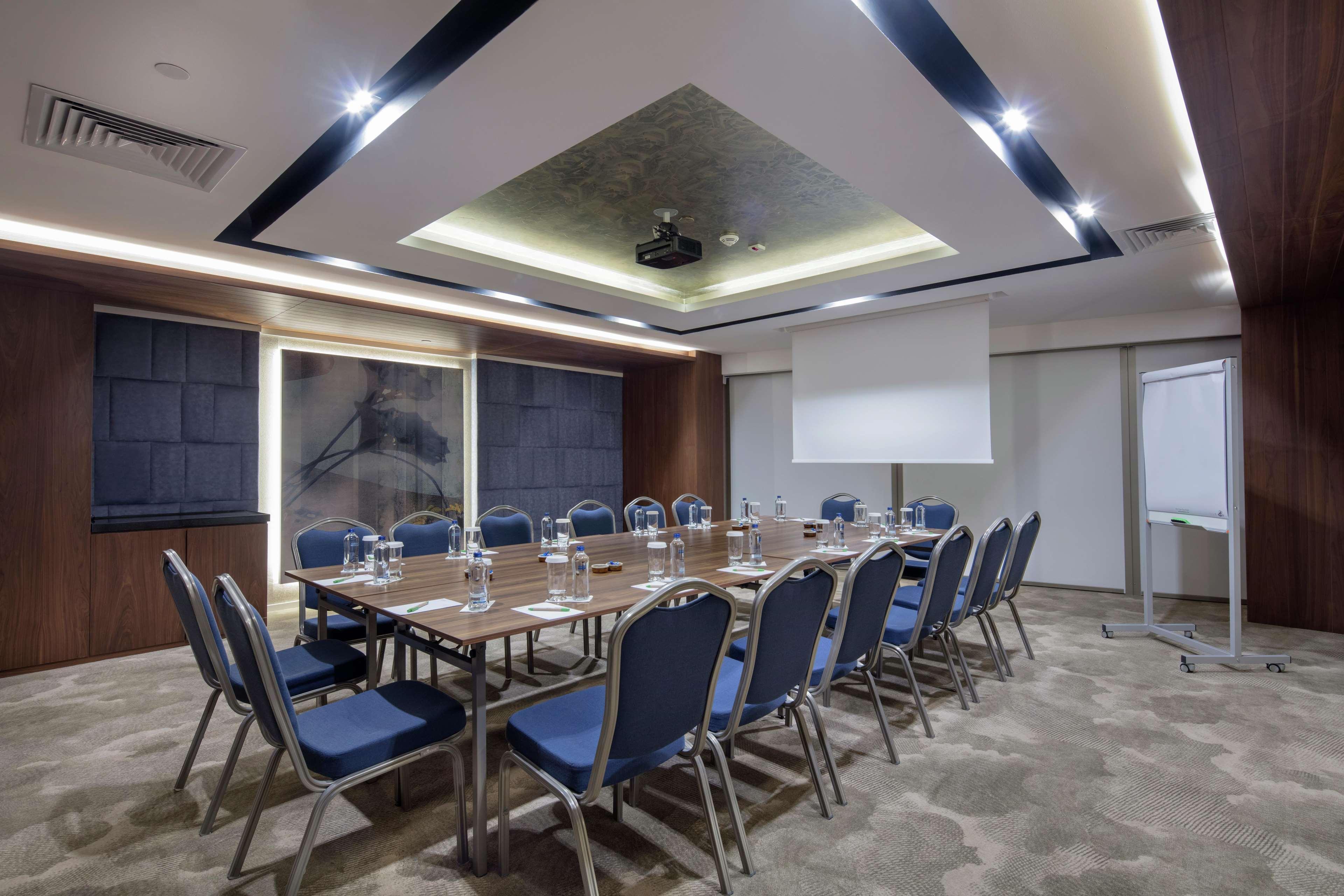 Hilton Garden Inn Yalova Экстерьер фото