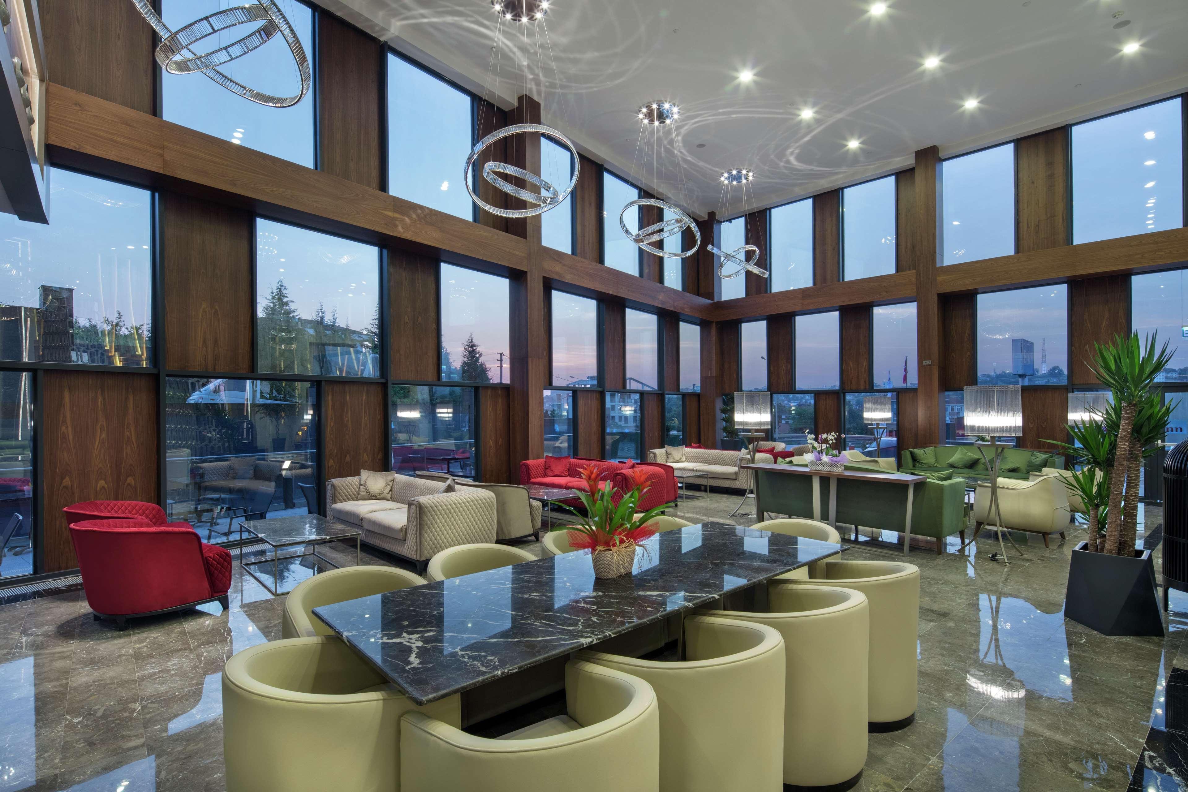 Hilton Garden Inn Yalova Экстерьер фото