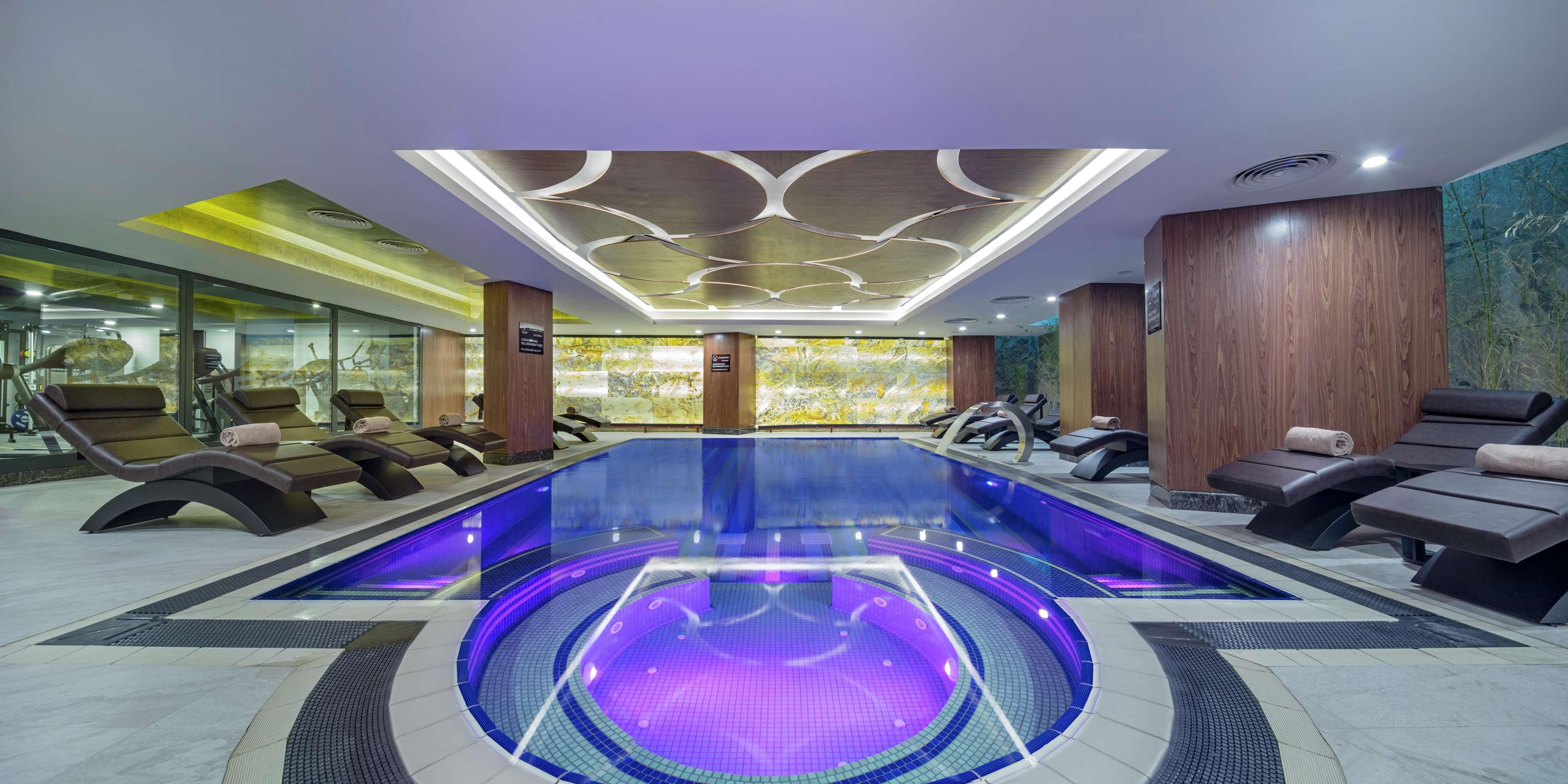 Hilton Garden Inn Yalova Экстерьер фото