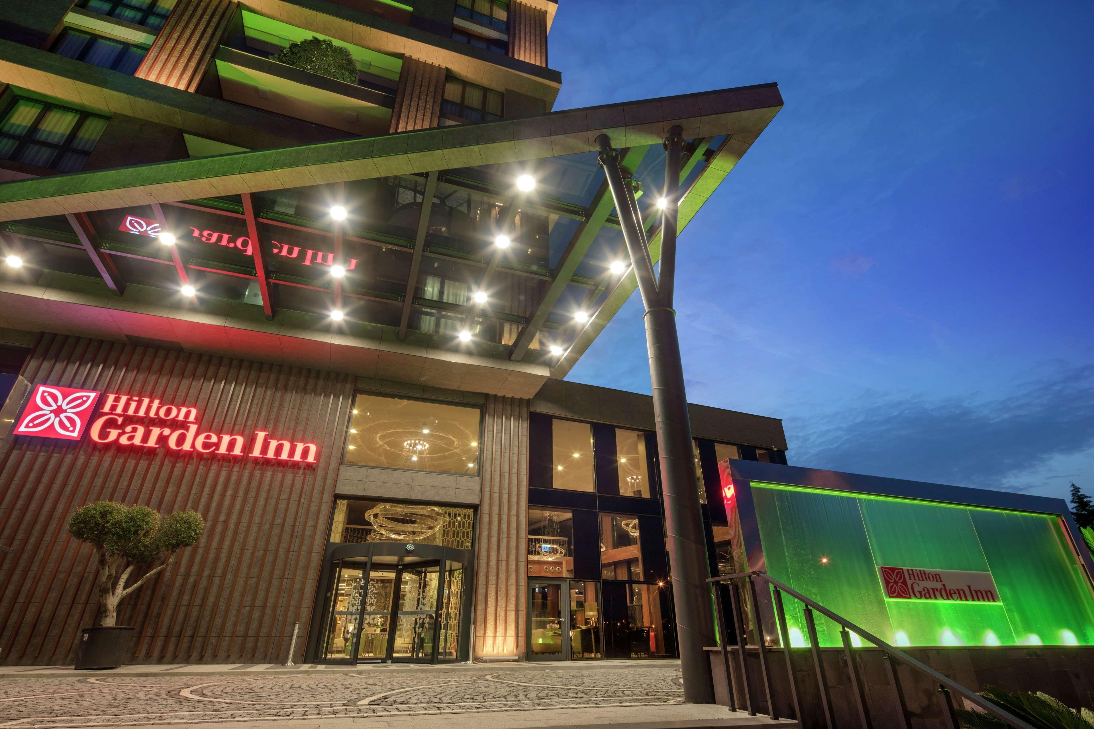 Hilton Garden Inn Yalova Экстерьер фото