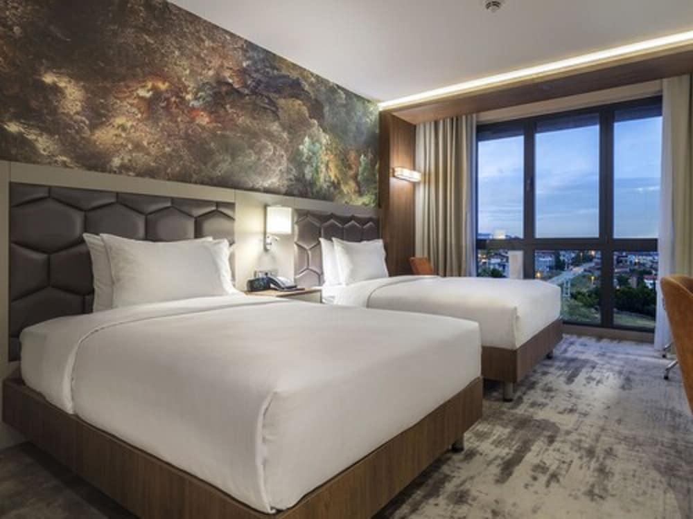Hilton Garden Inn Yalova Экстерьер фото