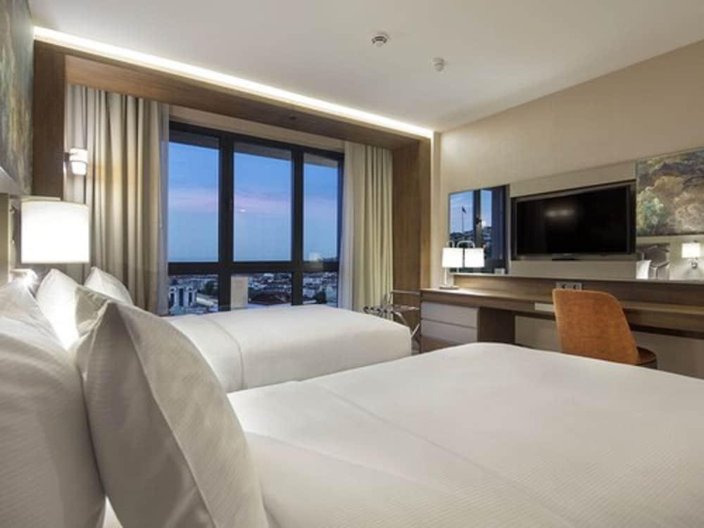 Hilton Garden Inn Yalova Экстерьер фото